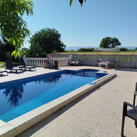 V & V Villa Lalince ภายนอก รูปภาพ