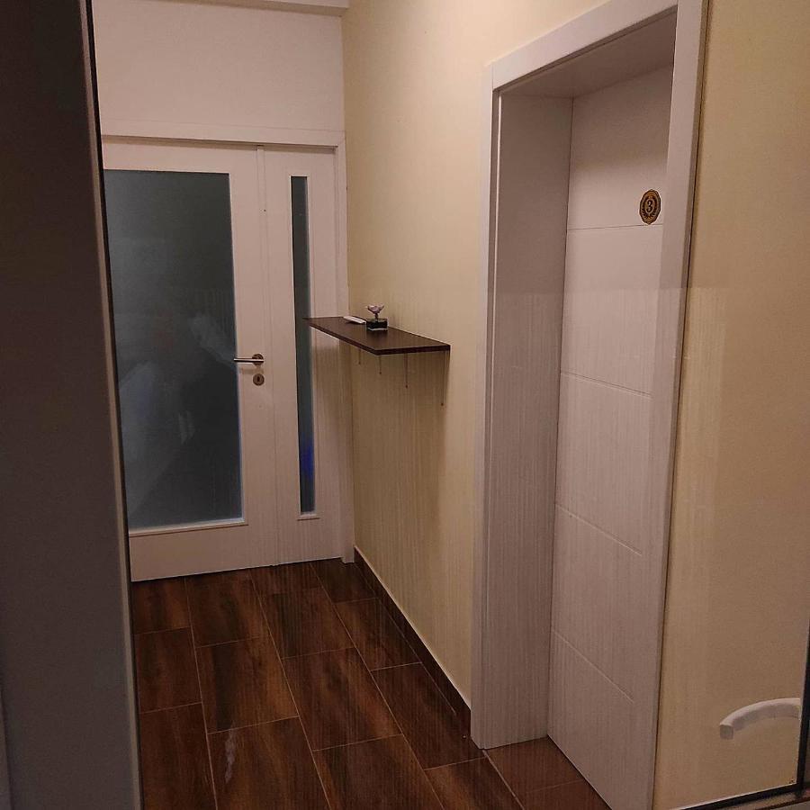 V & V Villa Lalince ภายนอก รูปภาพ
